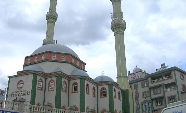 Aşağı Göl Yazı Cami