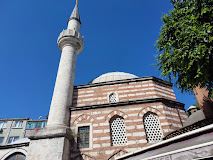 Çorlulu Ali Paşa Cami