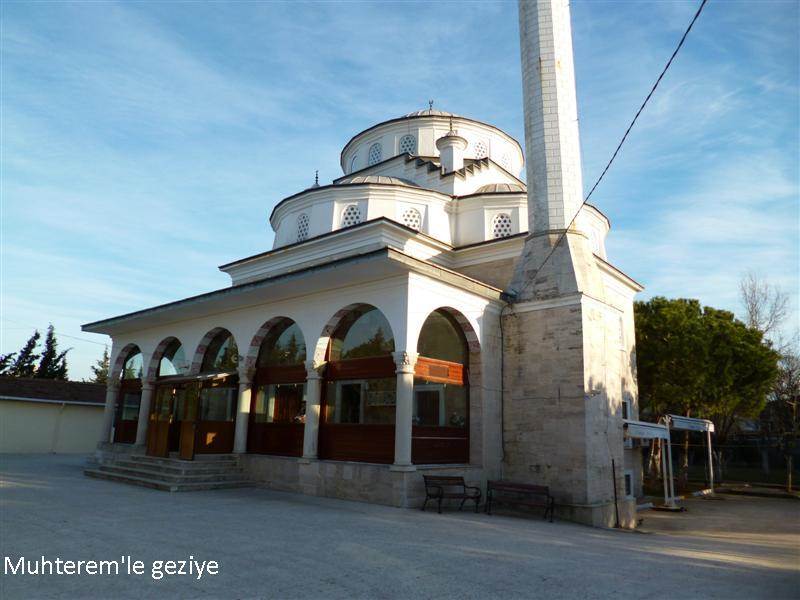 Dedeman Cami