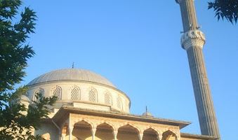 Güzelce Yazlık Cami