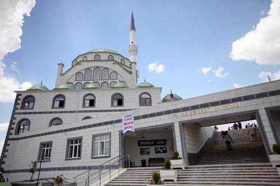 Hz. Ebu Bekir Cami