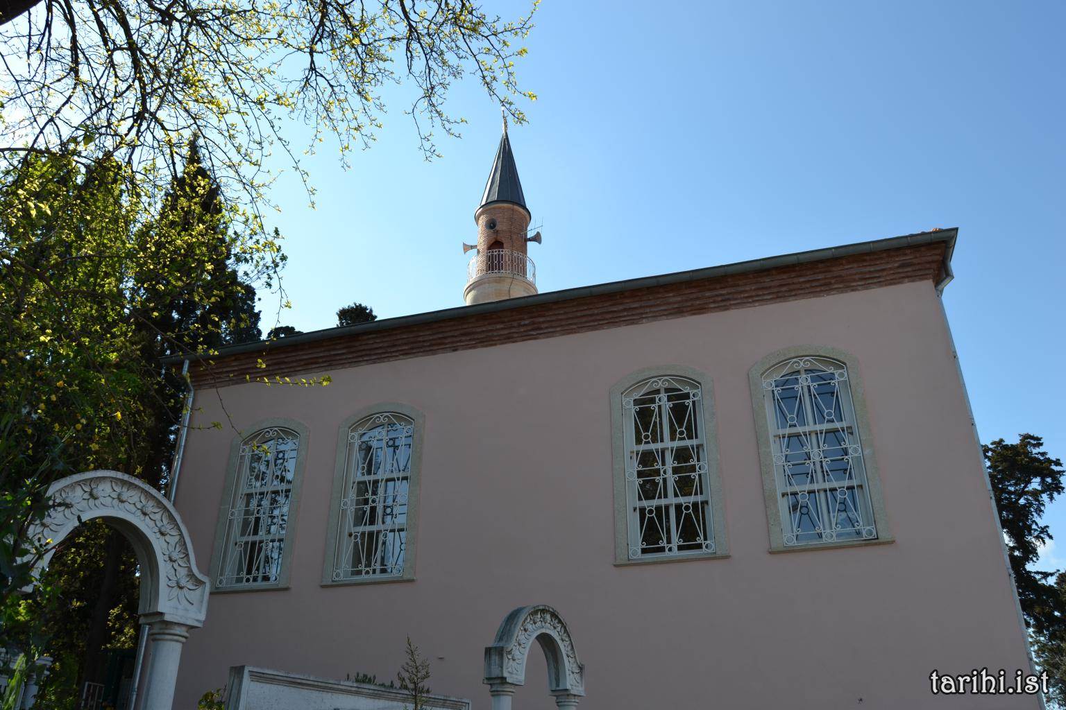 Karaca Ahmet Cami