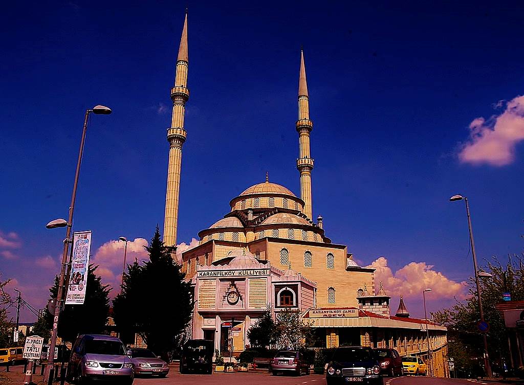 Karanfil Köy Merkez Cami