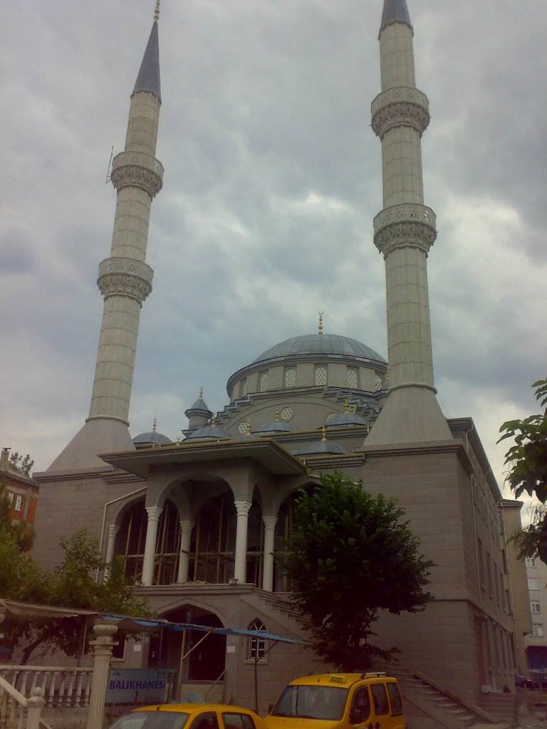 Merkez Cami