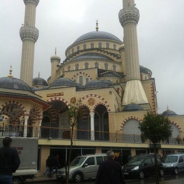 Yeşil Cami